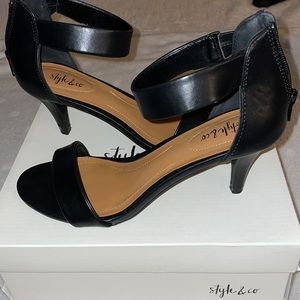 2.5 inch ankle strap from Macys